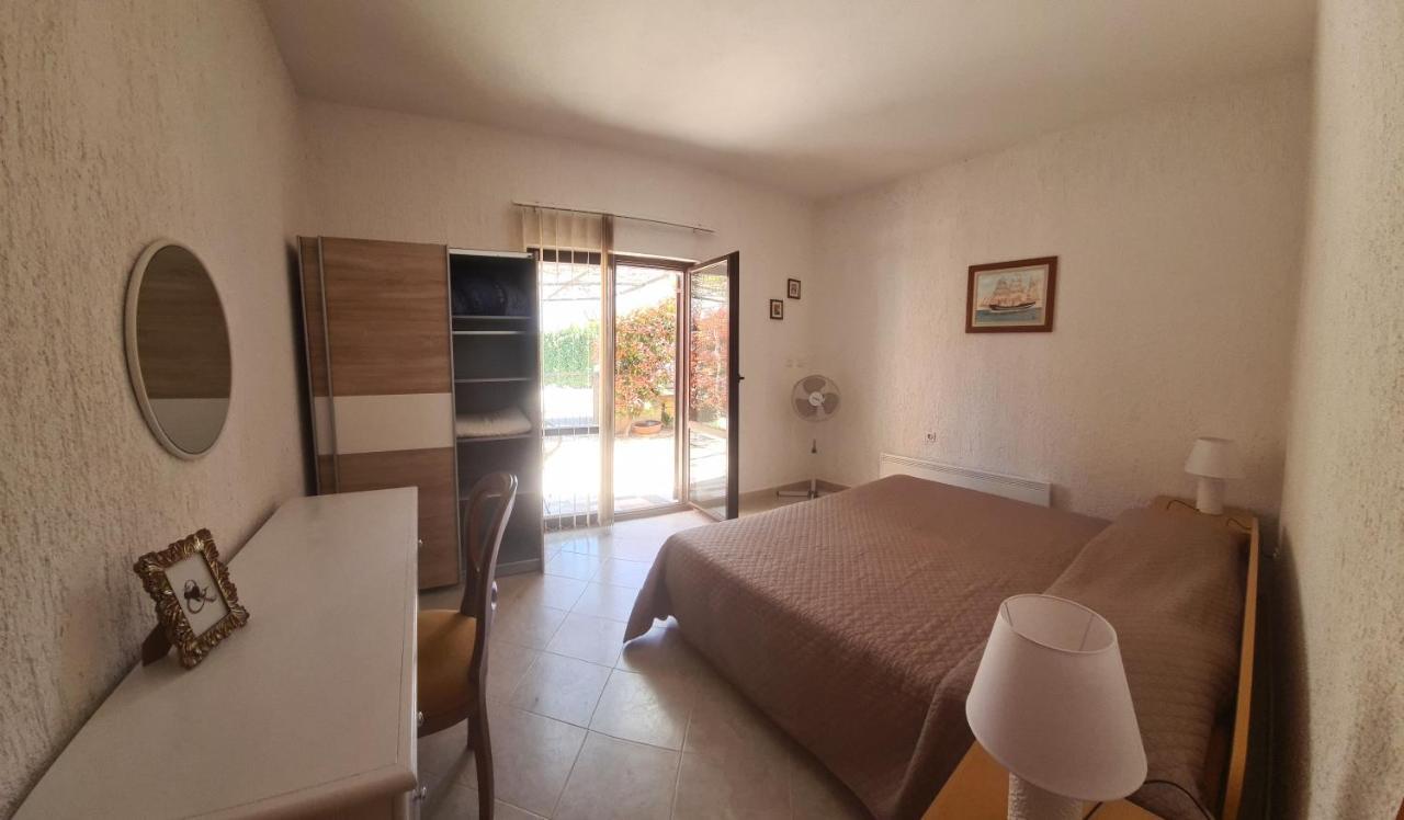 Apartman Kos Rosini Kültér fotó